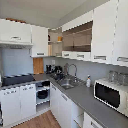 Chiq Blizko Centra Апартаменты Мартин